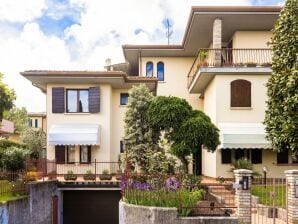 Ferienhaus Ansprechende Wohnung in Jesolo mit Garten - Pozzolengo - image1