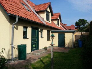 SO-Ansicht mit Eingang