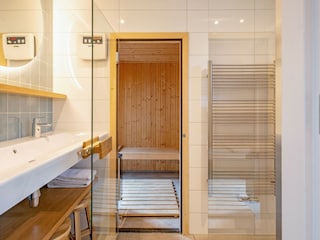 Badezimmer mit Sauna