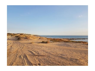 Goldener Sandstrand im Süden von Sizilien