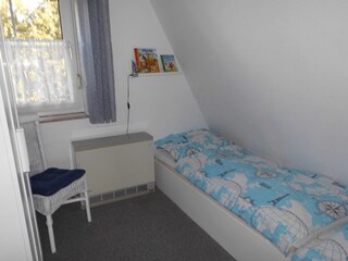 Kinderzimmer/Schlafzimmer