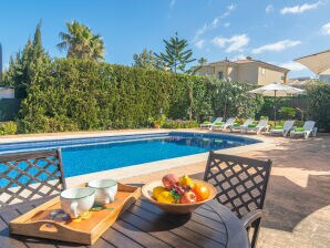 Villa Can Moragues & Martorell