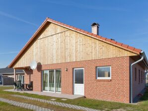 Holiday house Vintage Holiday Home in Zierow with Sauna - Zierow - image1