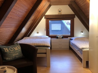 Schlafzimmer mit Einzelbett