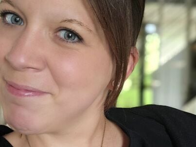 Frau Karolin Kröger