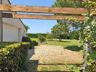 Villa Saint-Bris-des-Bois Buitenaudio-opname 8