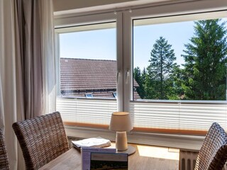 Blick vom Wohn-/Essbereich mit Schlafsofa