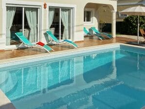 Elegant Villa in Carvoeiro with Swimming Pool - Carvoeiro - image1