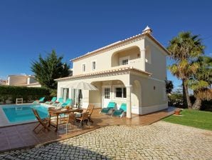 Comfortabele villa met privézwembad in Algarve - Carvoeiro - image1