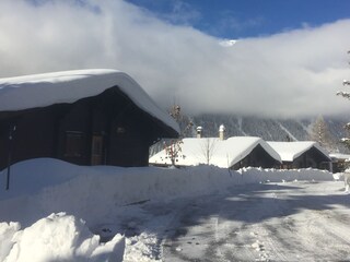 Chalet Menhir im Schnee