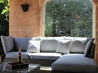 Villa La Motte Outdoor Recording 6