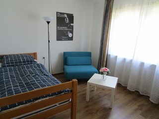2. Schlafzimmer