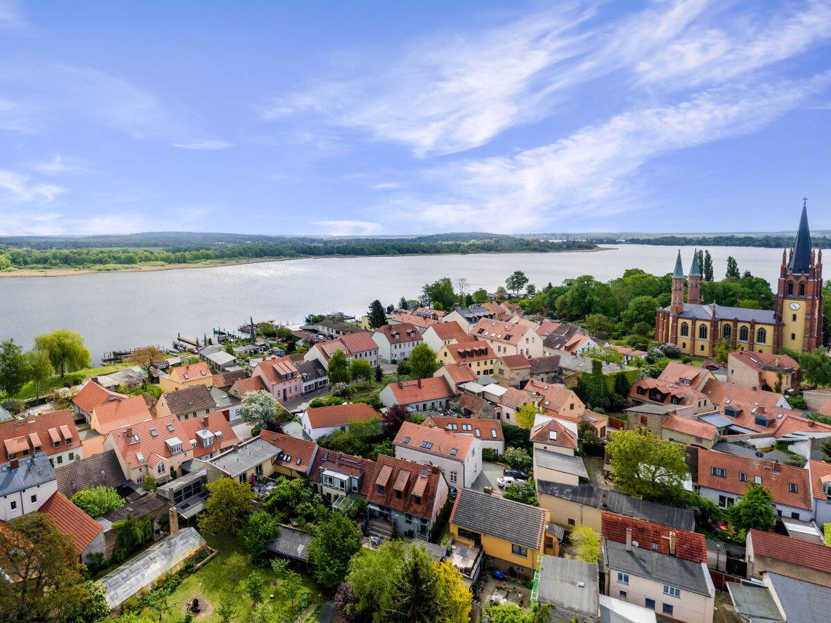 Kirche mit Havel