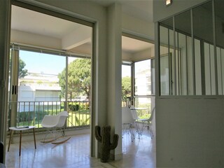 Apartment Cannes Features 12