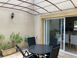 Villa Montbrun-des-Corbières Buitenaudio-opname 12