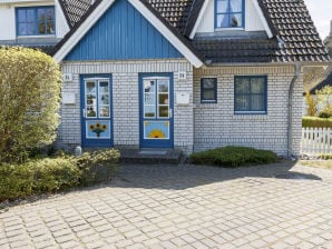 Ferienhaus Haus am Bodden - Born - image1