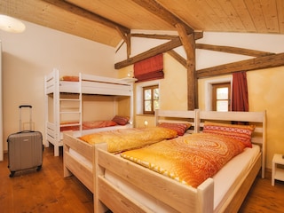 Schlafzimmer OG für 4 Personen