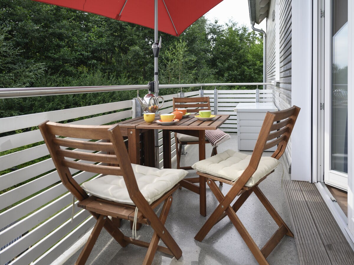 Balkon mit Blick in das Naturschutzgebiet