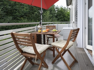 Balkon mit Blick in das Naturschutzgebiet