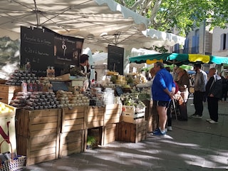 Uzes weekly market