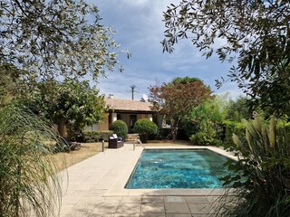 Casa per le vacanze Collias Registrazione all'aperto 4