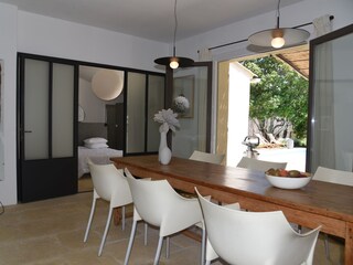 Holiday house Flaux Features 11