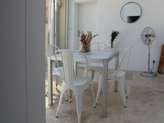 Holiday house Flaux Features 16