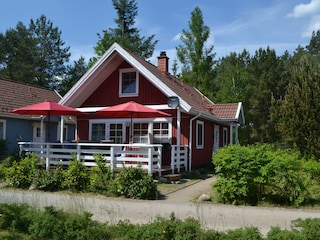 your holiday house next to the the woods