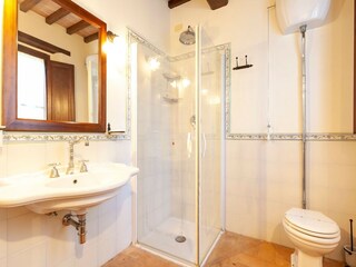 Farmhouse Cortona Features 22