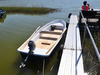 Bootsteg,Boot, Bank zum Sitzen