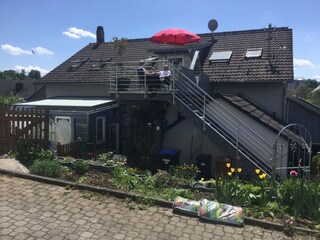 Die Dachterrasse nebst Aufgang