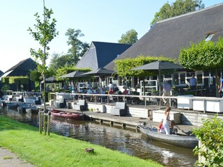 Holiday house Giethoorn Environment 24