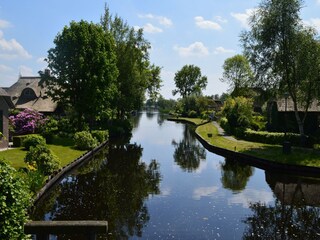 Holiday house Giethoorn Environment 35