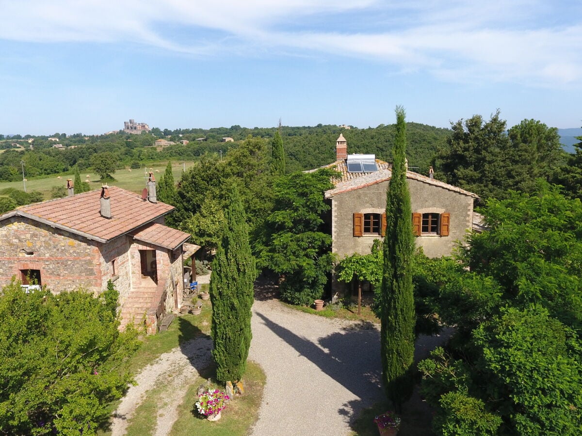 Ferienwohnung Torre Alfina Außenaufnahme 17