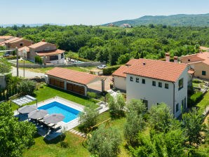 Holiday House Olive Grove Labin Company Holiday House Olive