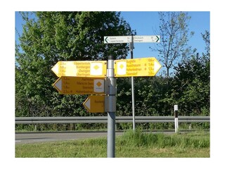 Viele schöne Wanderwege direkt am Ort.