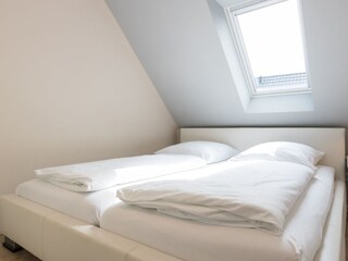 3. Schlafzimmer