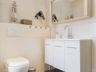 2. Badezimmer