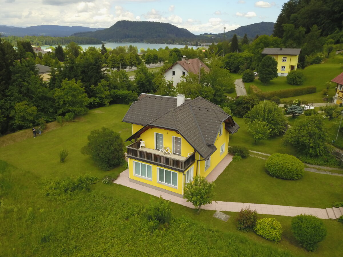 Holiday home with view of the Faakersee