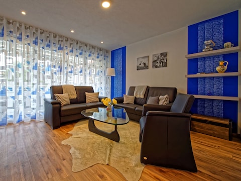 Ferienwohnung Aquamarin-Suite KURFÜRST KARL THEODOR