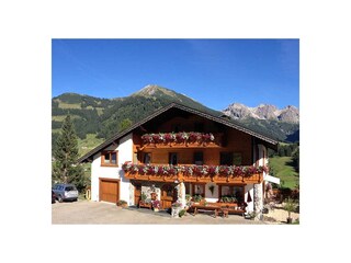 Ferienwohnung Mittelberg Außenaufnahme 1