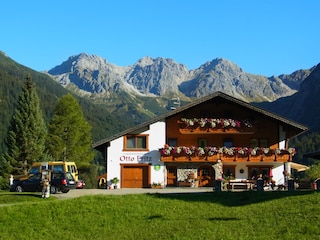 Ferienwohnung Mittelberg Außenaufnahme 2