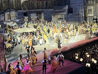 Oper in der Arena von Verona