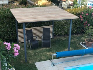 Pergola am Pool