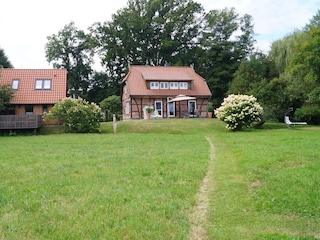 Blick von der Oertze auf beide Häuser