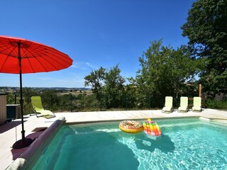 Cottage Issy-l'Eveque Outdoor Recording 1