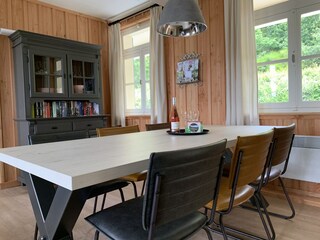 Landhaus Issy-l'Eveque Ausstattung 24