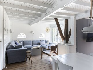 Farmhouse Groet Features 26
