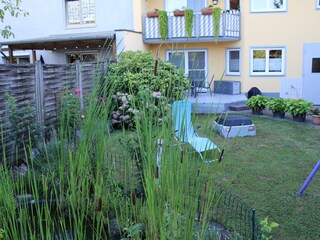 Garten mit Terrasse