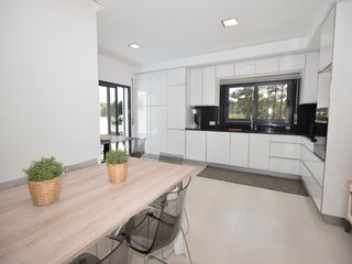 Villa Nadadouro Features 30